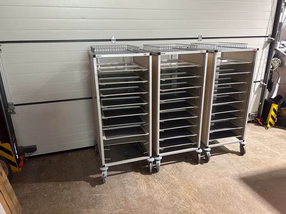 3x Scholl Tablettwagen RTW/Wagen für Tabletts/ 1/1 Tabletts