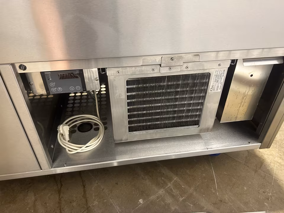 Beer Arctis EK F-4 Kühlvitrine/ Salattheke/ Saladette/ Dönertheke