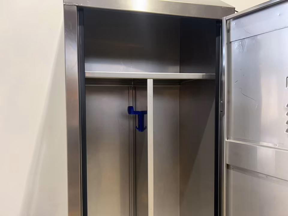 Edelstahlspint/ Spind/ Arbeitsschrank/ Umkleideschrank/ 50x43x216