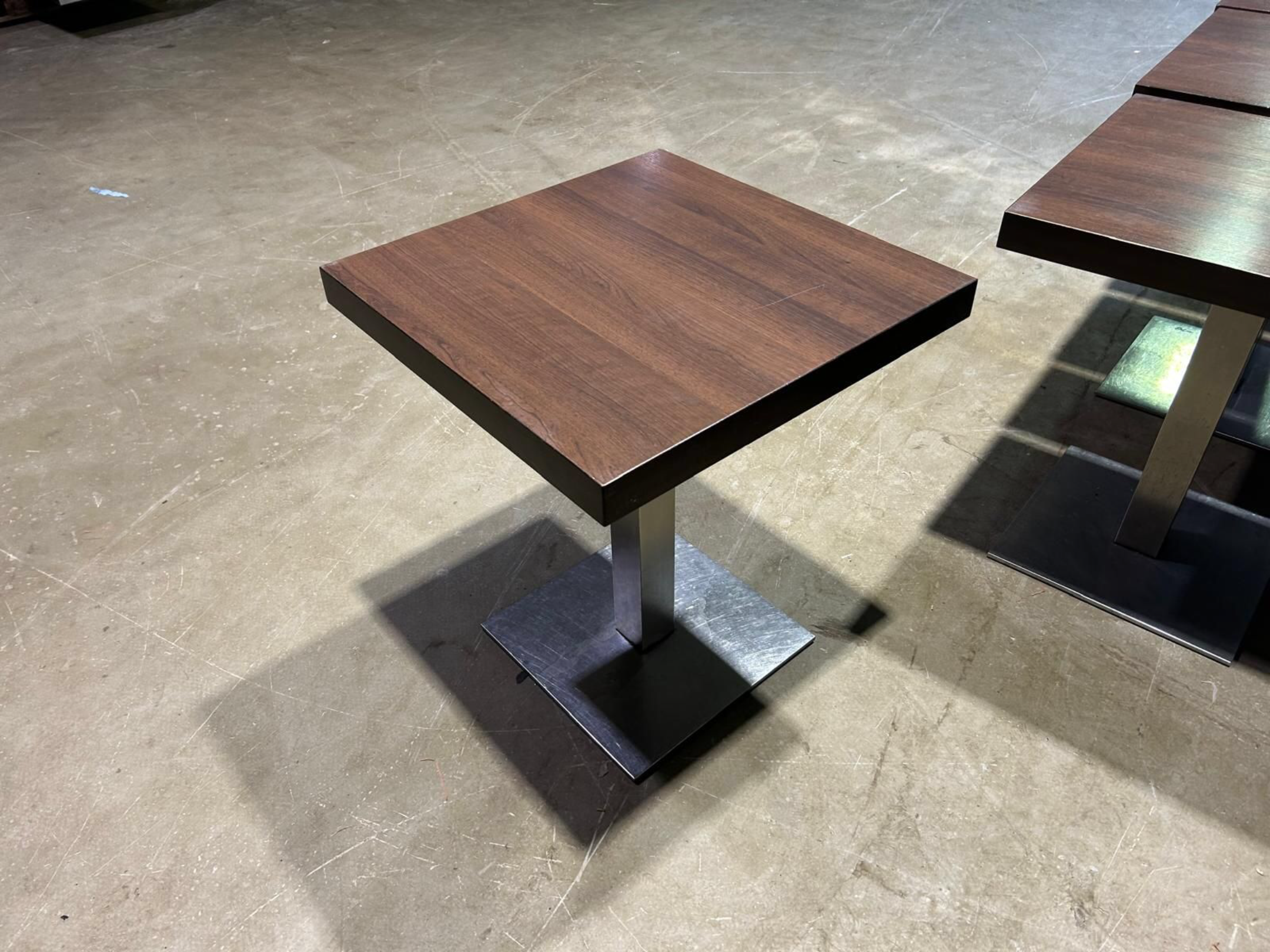 22 Tische/ Bistrotische/ Stammtische/ 65x 65