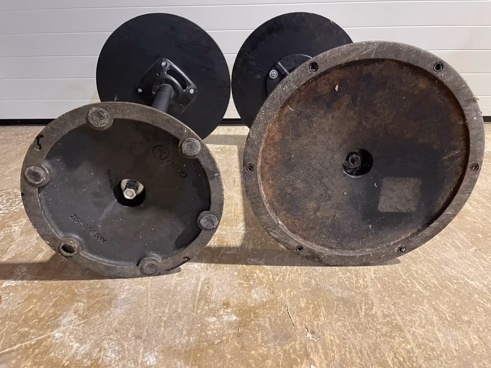 2 Stehtische/ Hochtische/ Tische/ Bartische/ Ø60cm