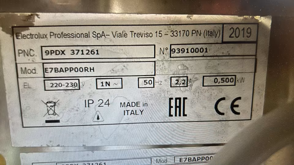 Electrolux Unterbaukühltisch/ Kühltisch/ E7BAPPRH