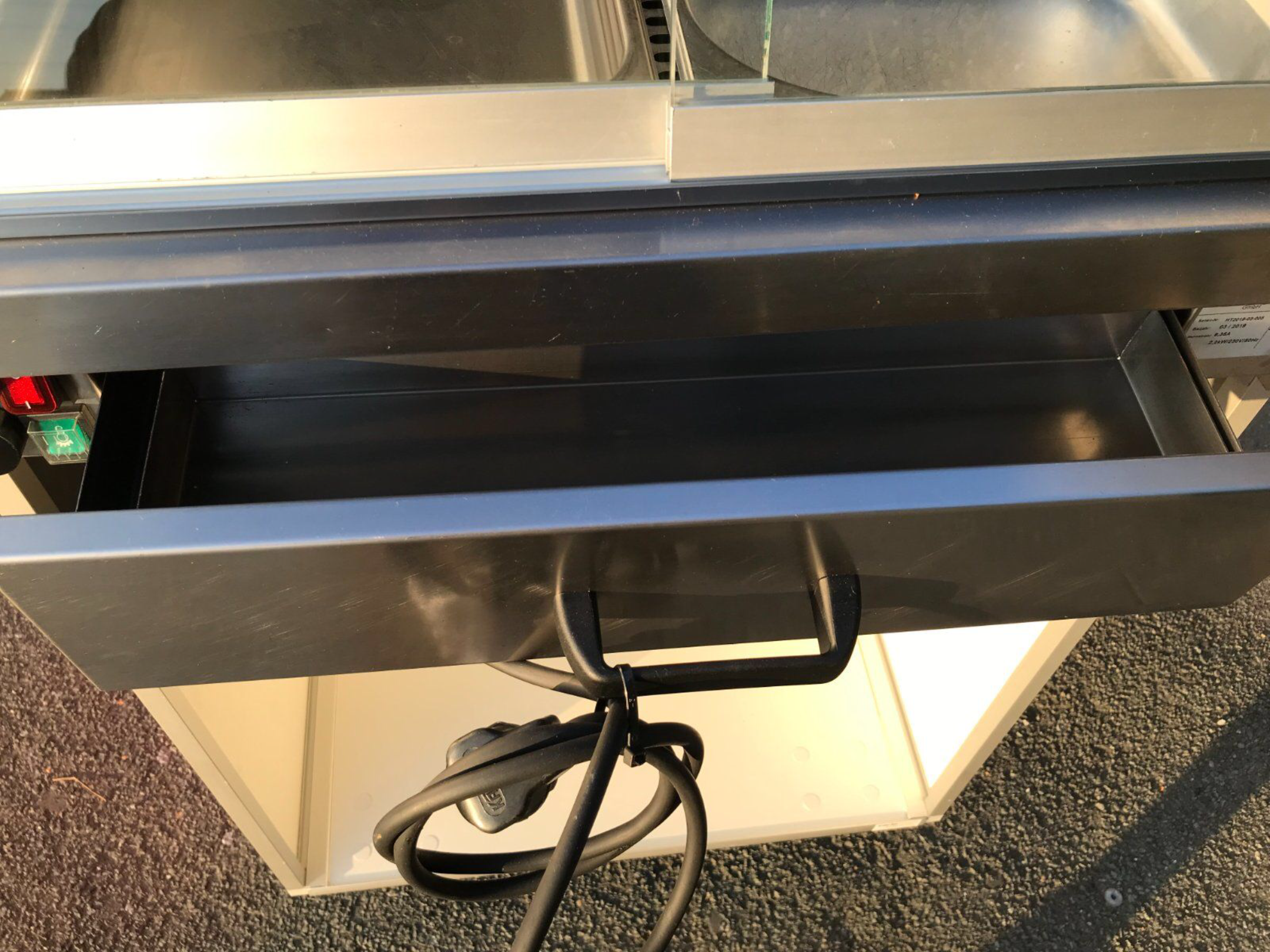 Ausgabetheke/ Heiße Theke/ Buffet/2/1 GN/fahrbar