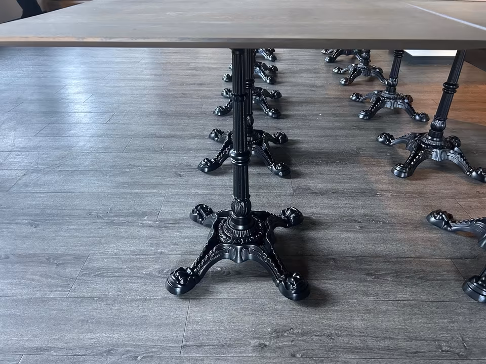 14 Tische/ Bistrotische/ Eiche Grau/ 90x70cm/ Esstische
