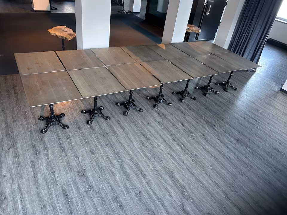 14 Tische/ Bistrotische/ Eiche Grau/ 90x70cm/ Esstische