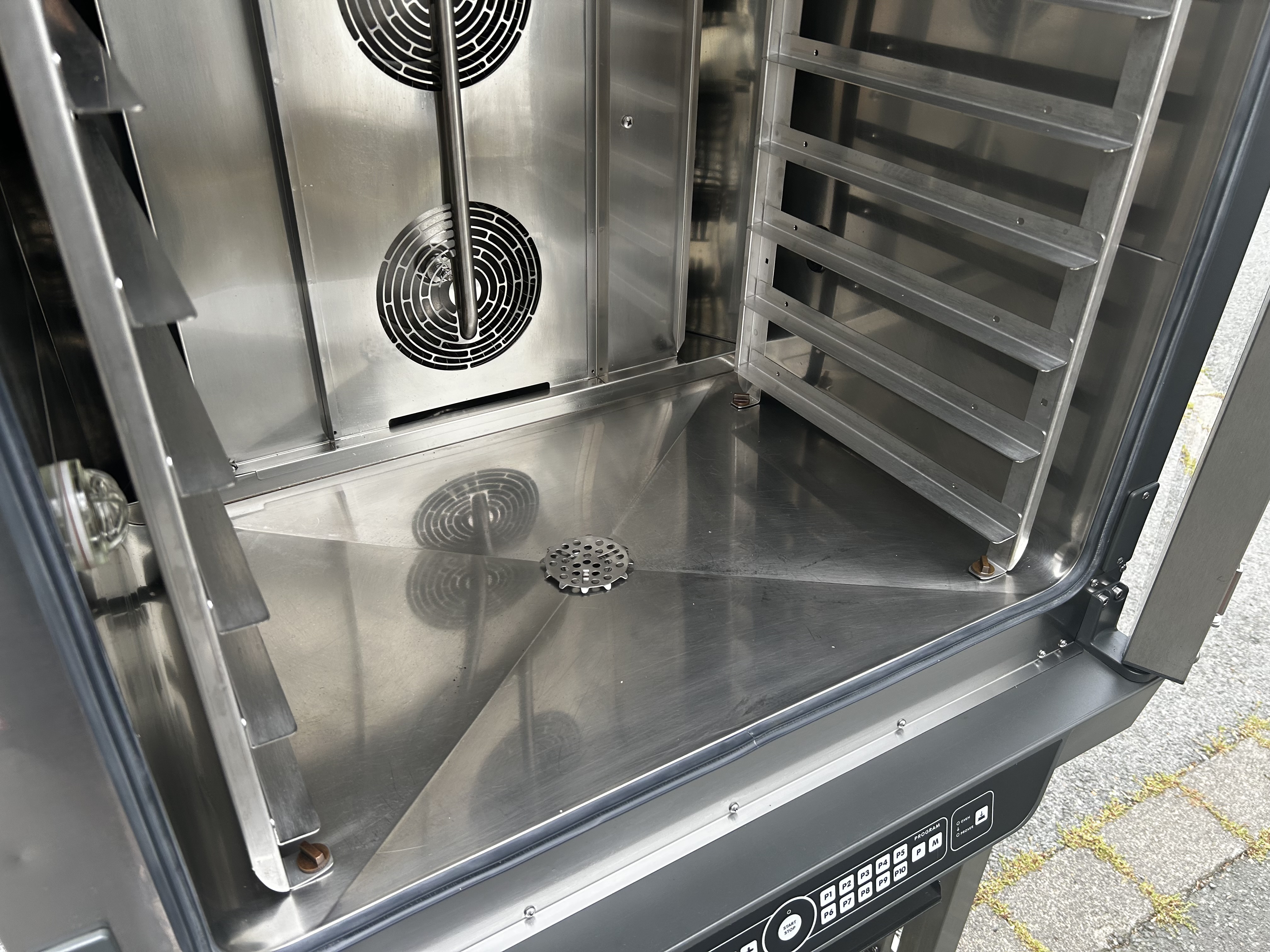 Unox XB895 Dynamic Ladenbackofen/ Backstation/ Backofen