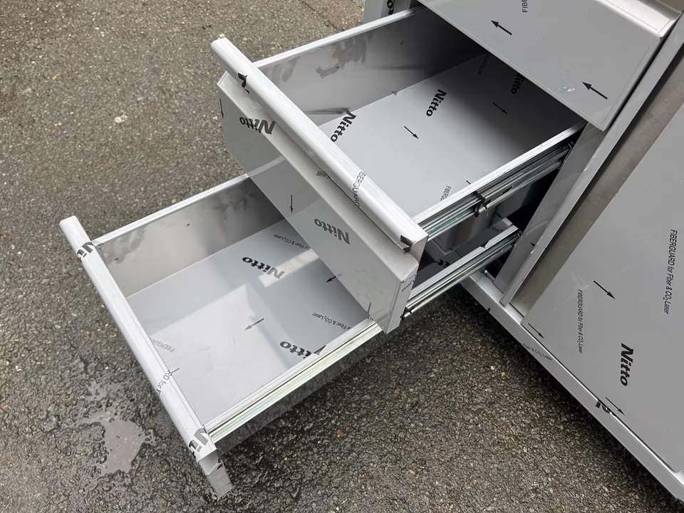 Arbeitsschrank/ Zerlegetisch/ Wirktisch/Schubladen/ Outdoor Küche
