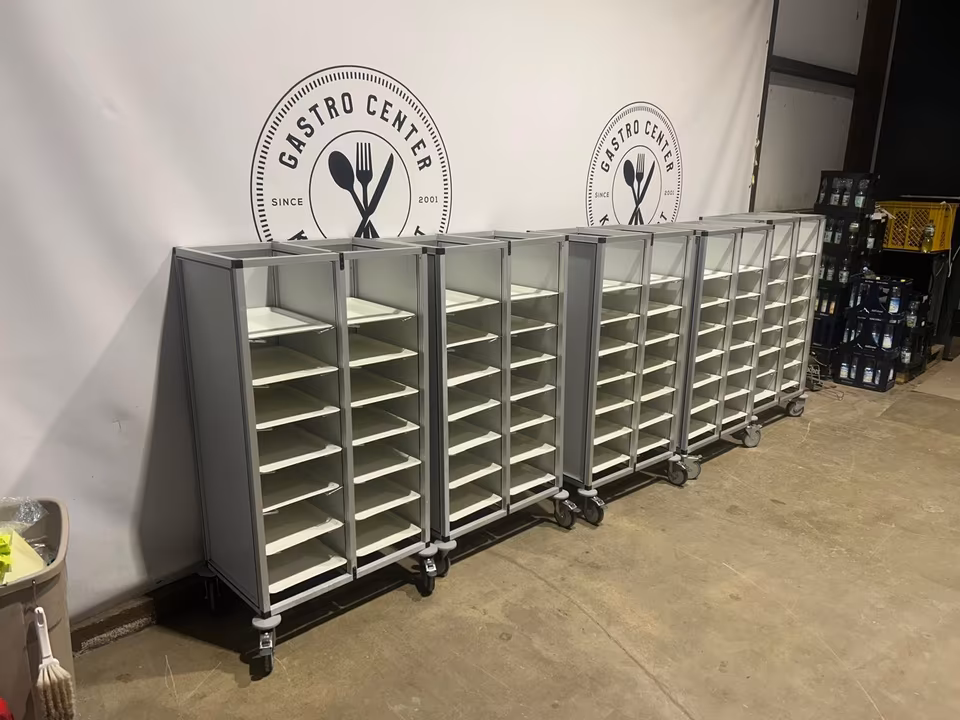 5x Scholl Tablettwagen RTW/Wagen für Tabletts/ 32x45 Tabletts/W45