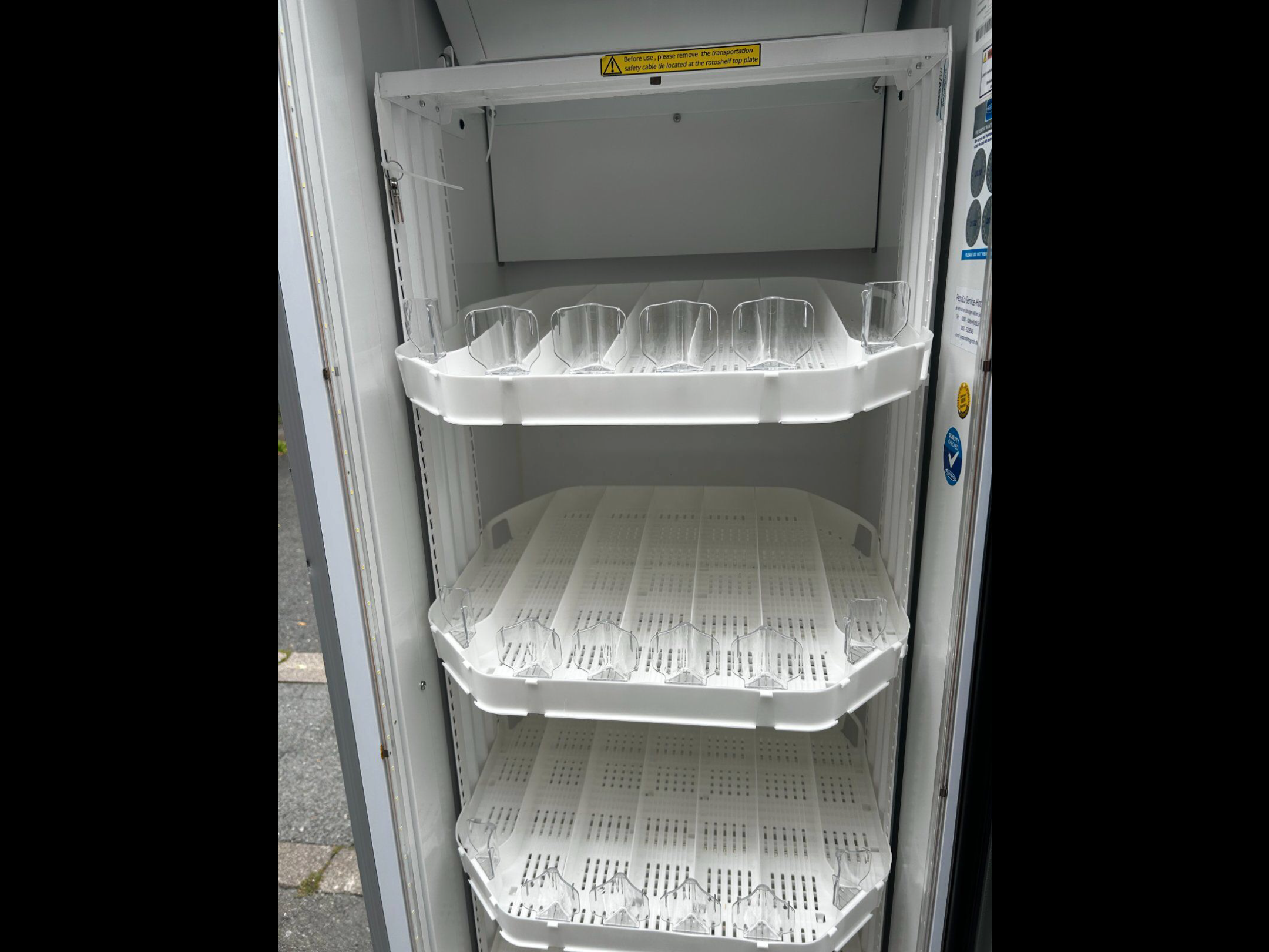 Frigoglass Smart 450 l Getränkehühlschrank/ Kühlschrank/ 429 l