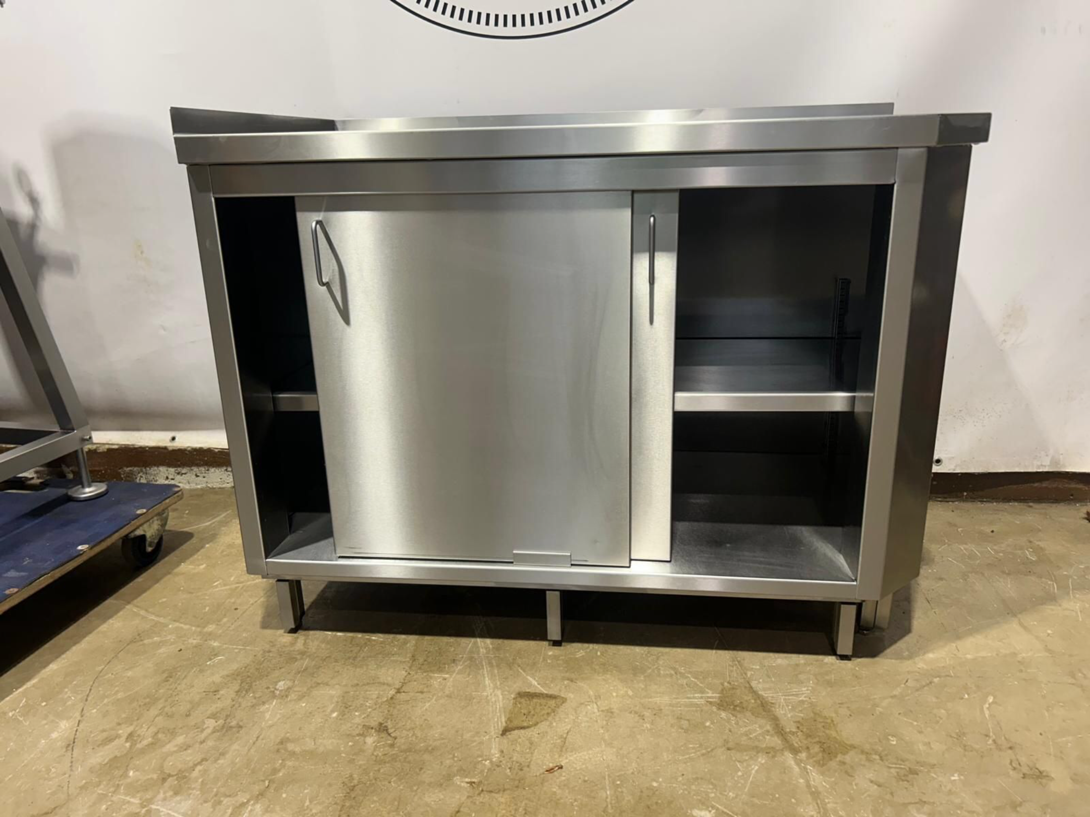Arbeitsschrank/Edelstahlschrank/ Arbeitstisch