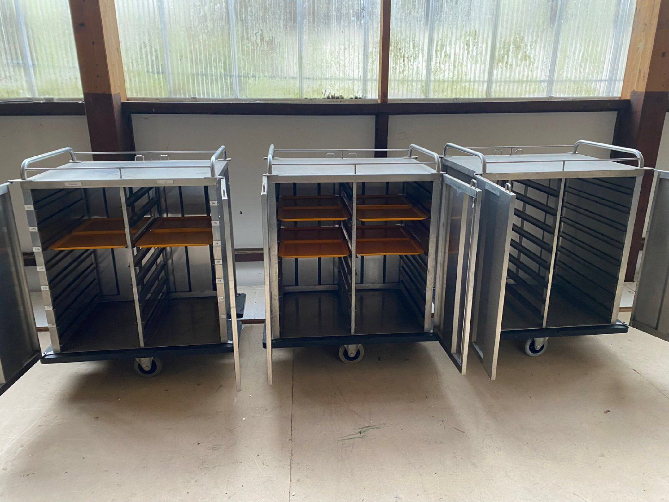3 x Hupfer Stikkenwagen, Abräumwagen/ Tablettwagen