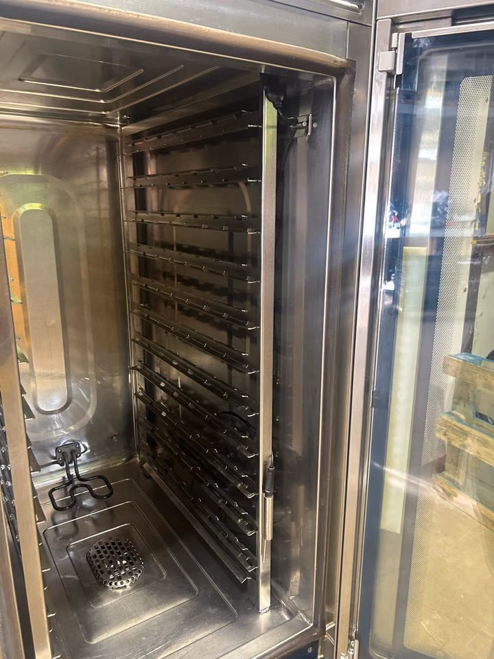 Alto Shaam Kombidämpfer CTP10-10E inkl. Untergestell/ Konvektomat
