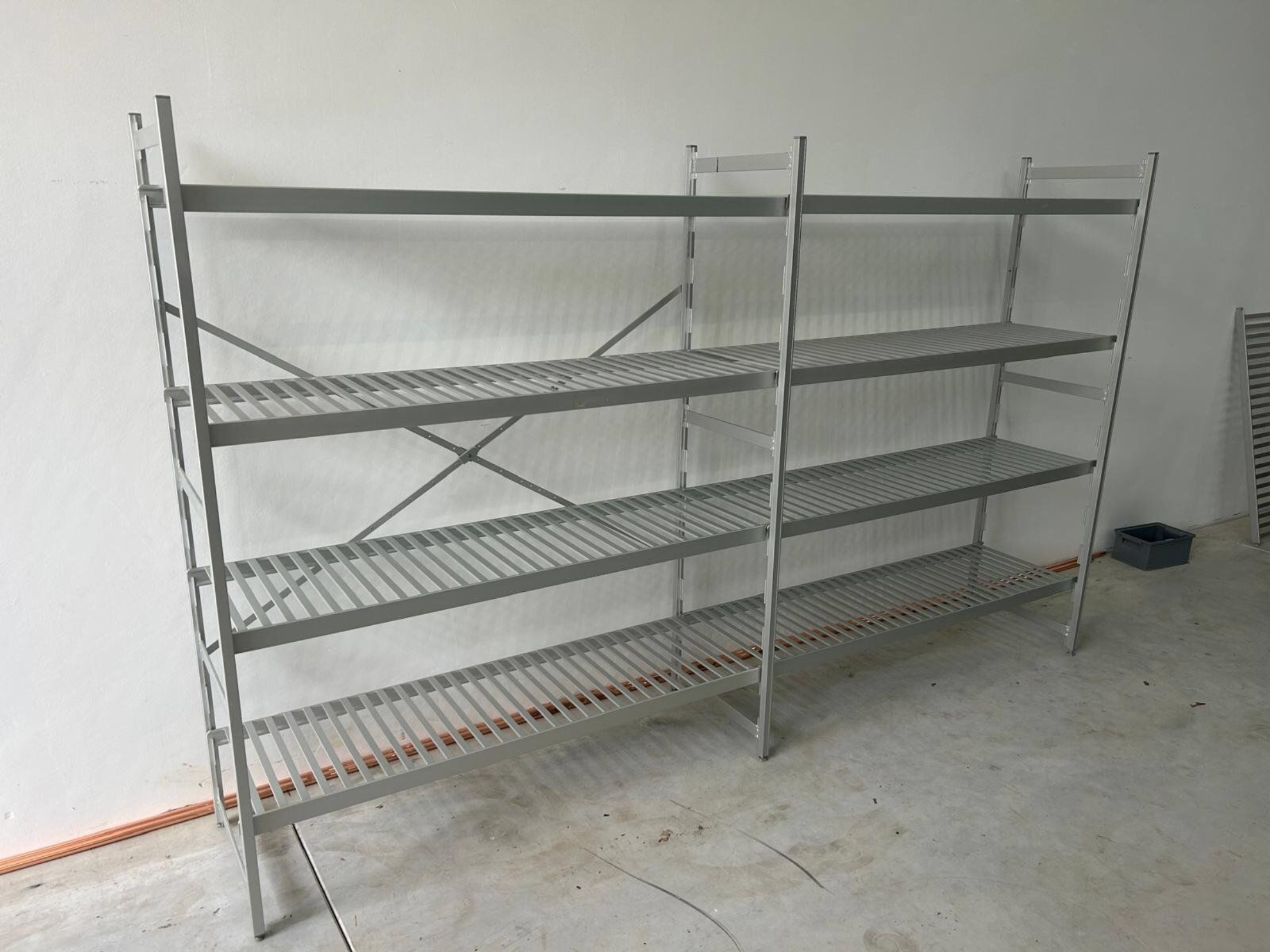 Aluminiumregal/ Aluregal/ 297 x51 cm / No.62