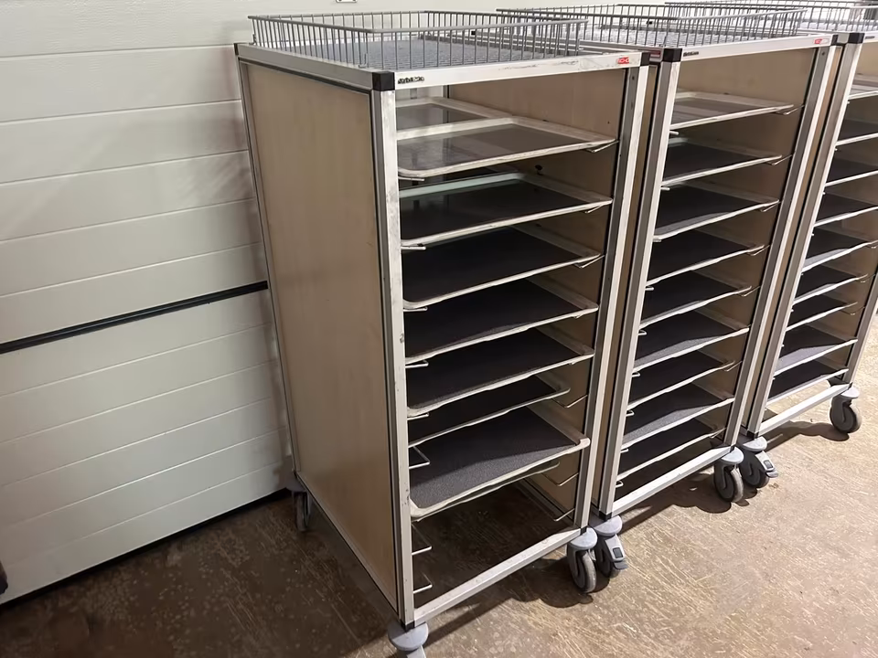 3x Scholl Tablettwagen RTW/Wagen für Tabletts/ 1/1 Tabletts