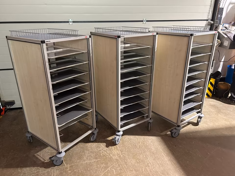 3x Scholl Tablettwagen RTW/Wagen für Tabletts/ 1/1 Tabletts