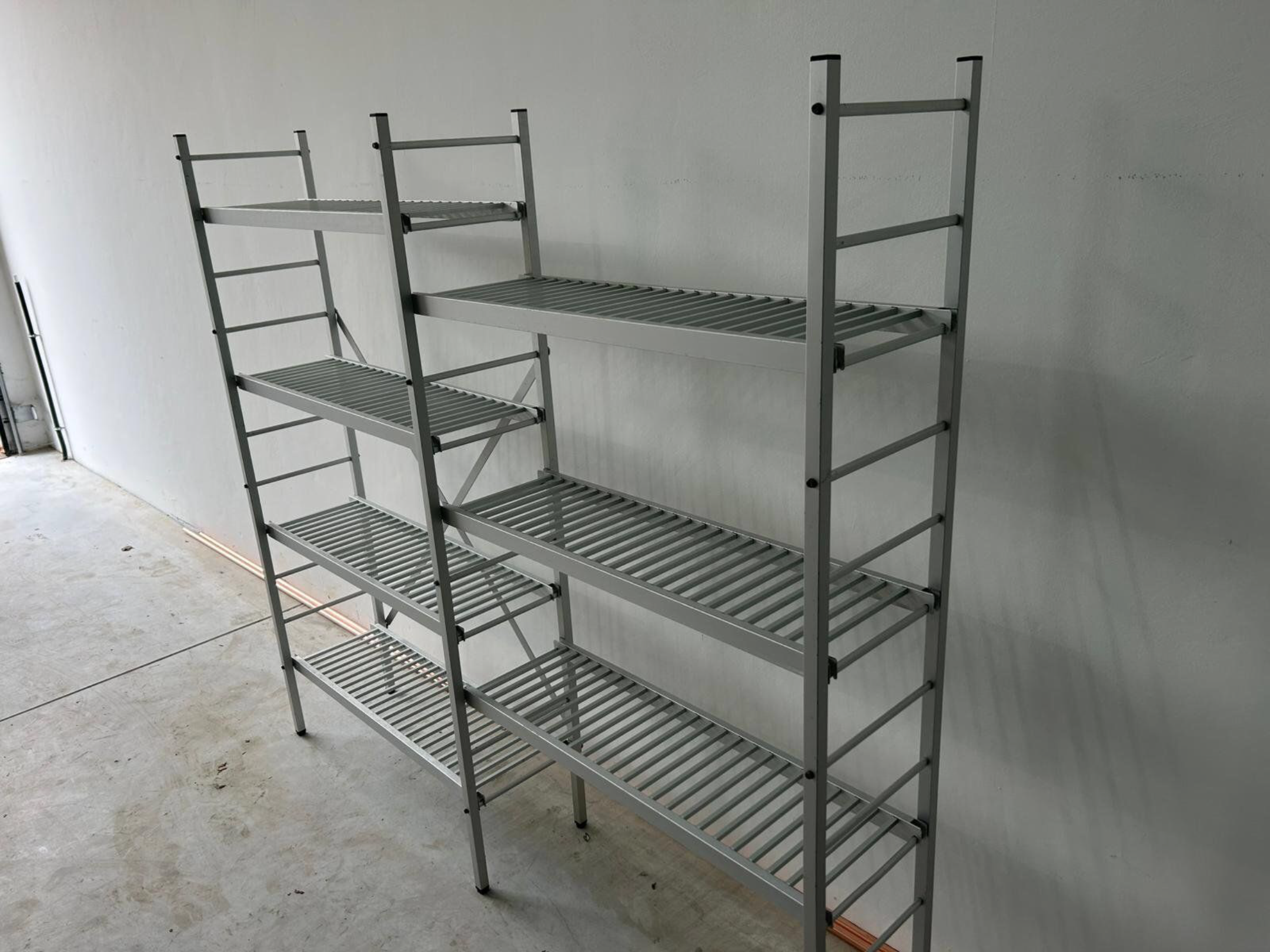 Aluminiumregal/Aluregal /203 x 35 cm/ No 61