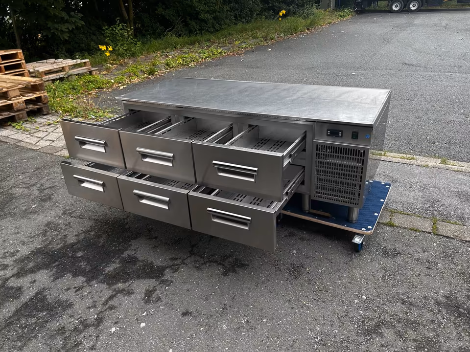 Electrolux Unterbaukühltisch/ Kühltisch/ E7BAPPRH