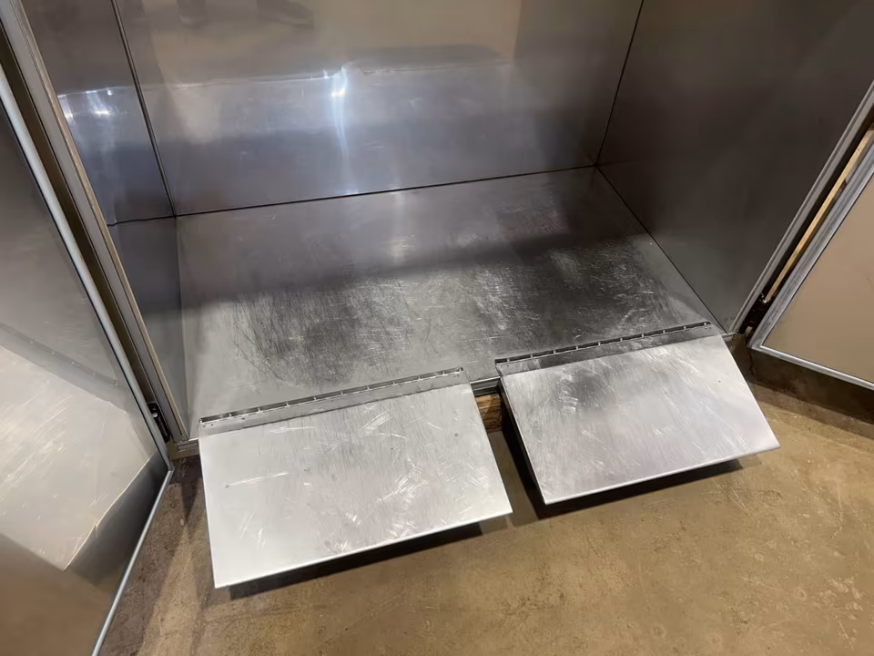 Konfiskatkühler/ Mülltonnenkühler/ Abfallkühler/ 2x 240 Lit Tonnen
