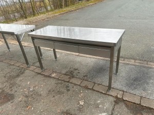 Edelstahltisch/Tisch/Arbeitstisch 160x60cm/Outdoor Küche