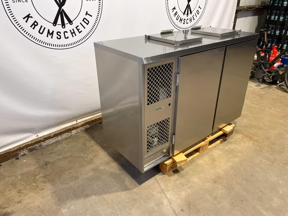 Konfikatkühler/ Mülltonnenkühler/ Abfallkühler/ 2x 240 Lit Tonnen