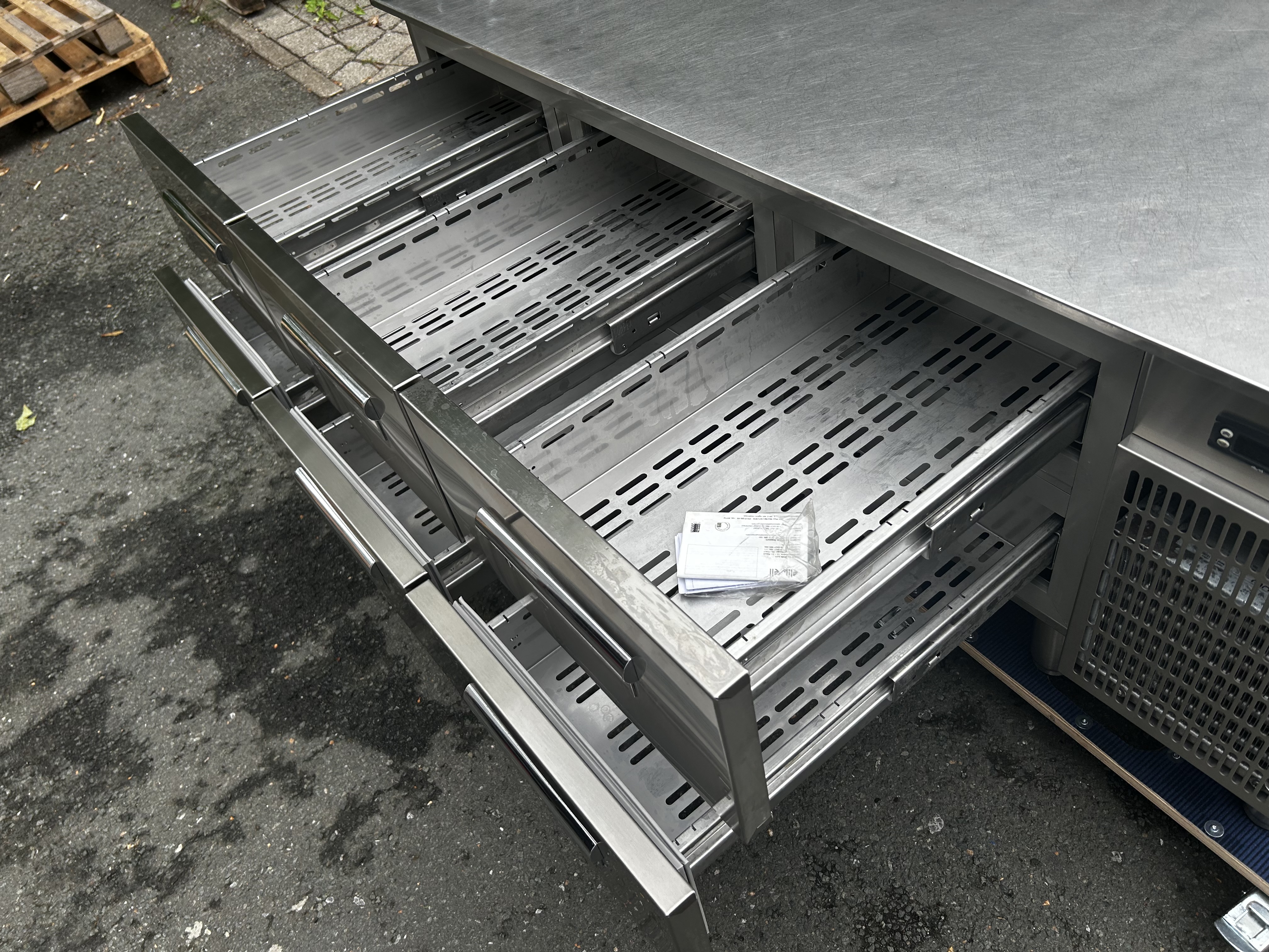 Electrolux Unterbaukühltisch/ Kühltisch/ E7BAPPRH