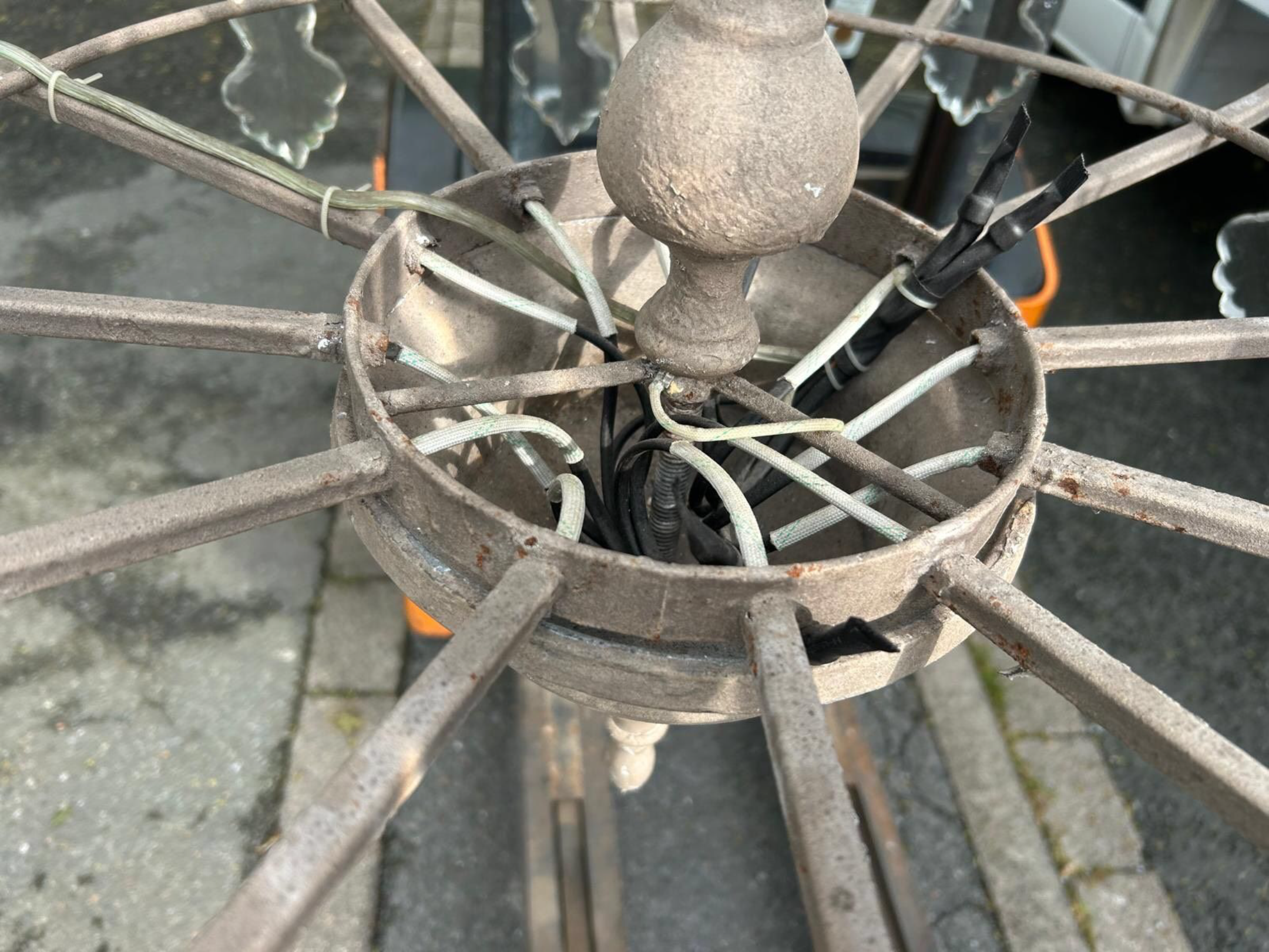 Antiker Kronleuchter/ Lampe Höhe 170/ Breite ca 150 cm