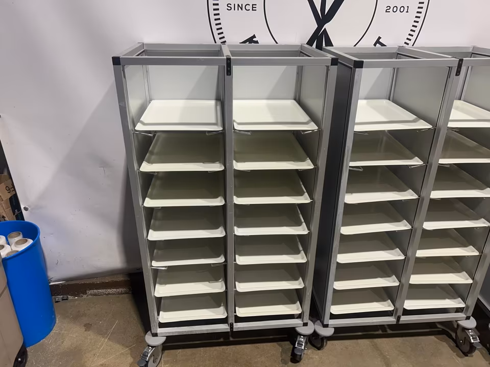 5x Scholl Tablettwagen RTW/Wagen für Tabletts/ 32x45 Tabletts/W45