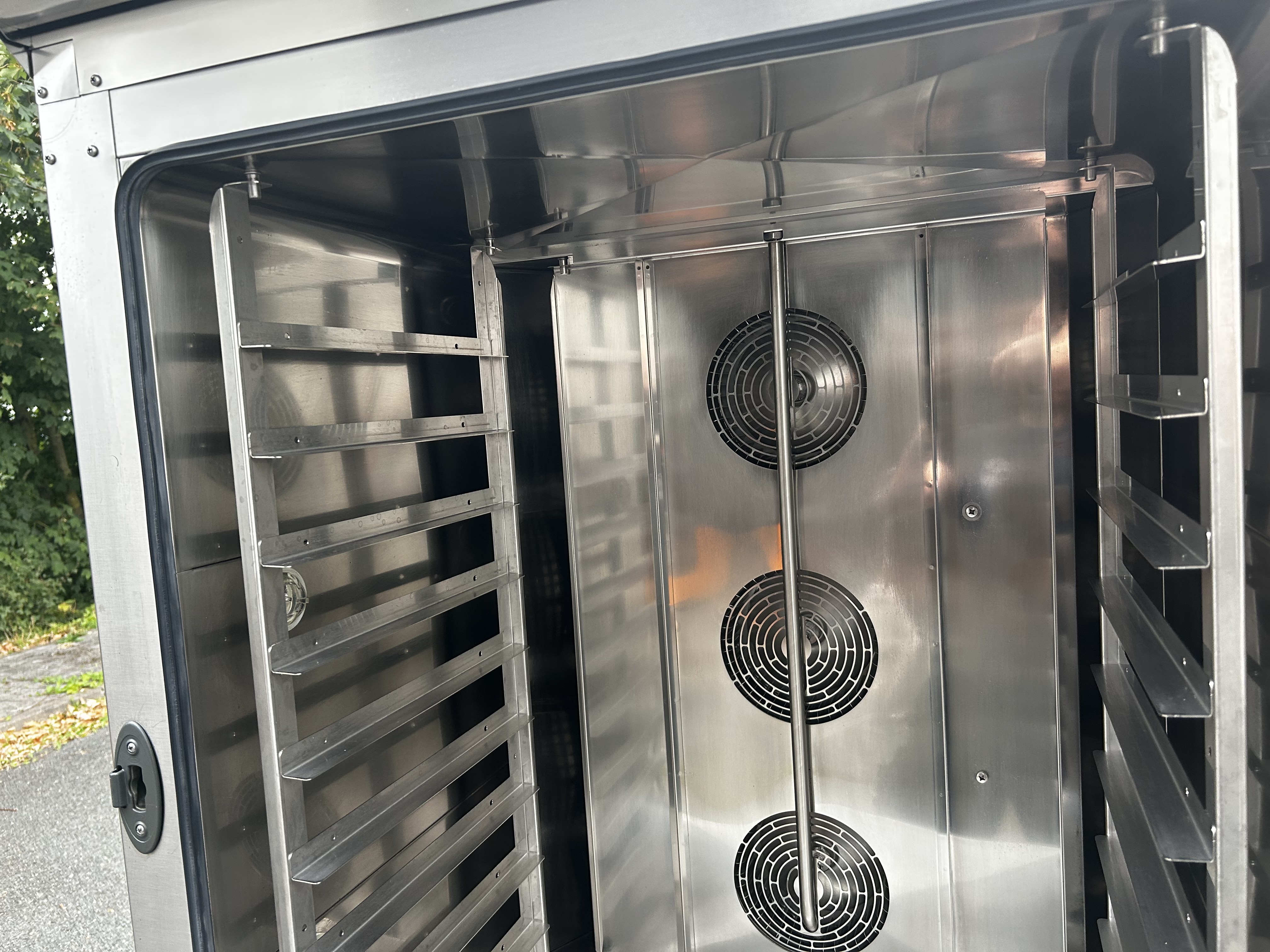 Unox XB895 Dynamic Ladenbackofen/ Backstation/ Backofen
